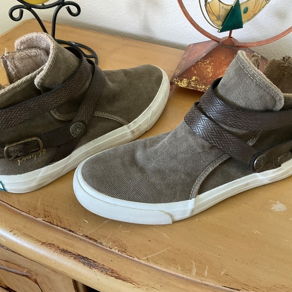 Canvas Booties by Blowfish - Picture 2 of 6